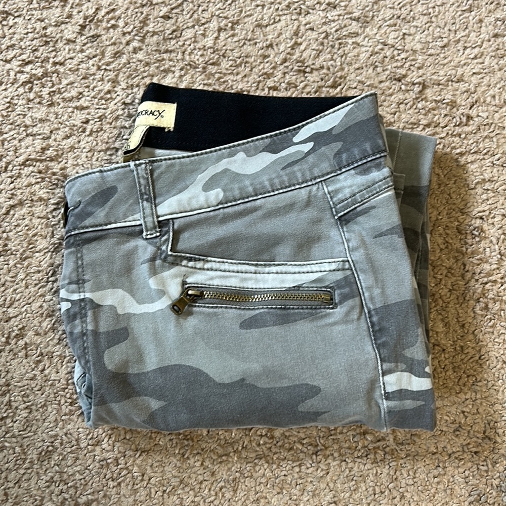 Democracy Jeans